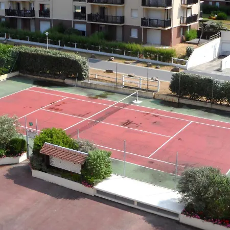 דירה - 3 Pieces Proche Avec Piscine Et Tennis - Fr-1-487-303 *