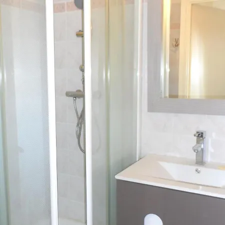 דירה - 3 Pieces Proche Avec Piscine Et Tennis - Fr-1-487-303 קאבורג